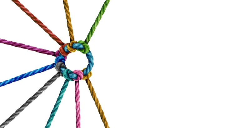 Servicios integrales de Anatech: tecnología, asesoría y marketing para PYMEs.